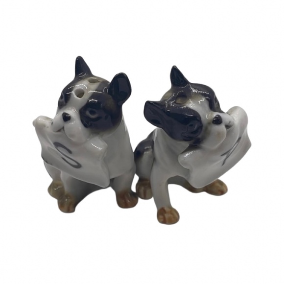 Salt & Pepper Shakers - Picture 2 of 2